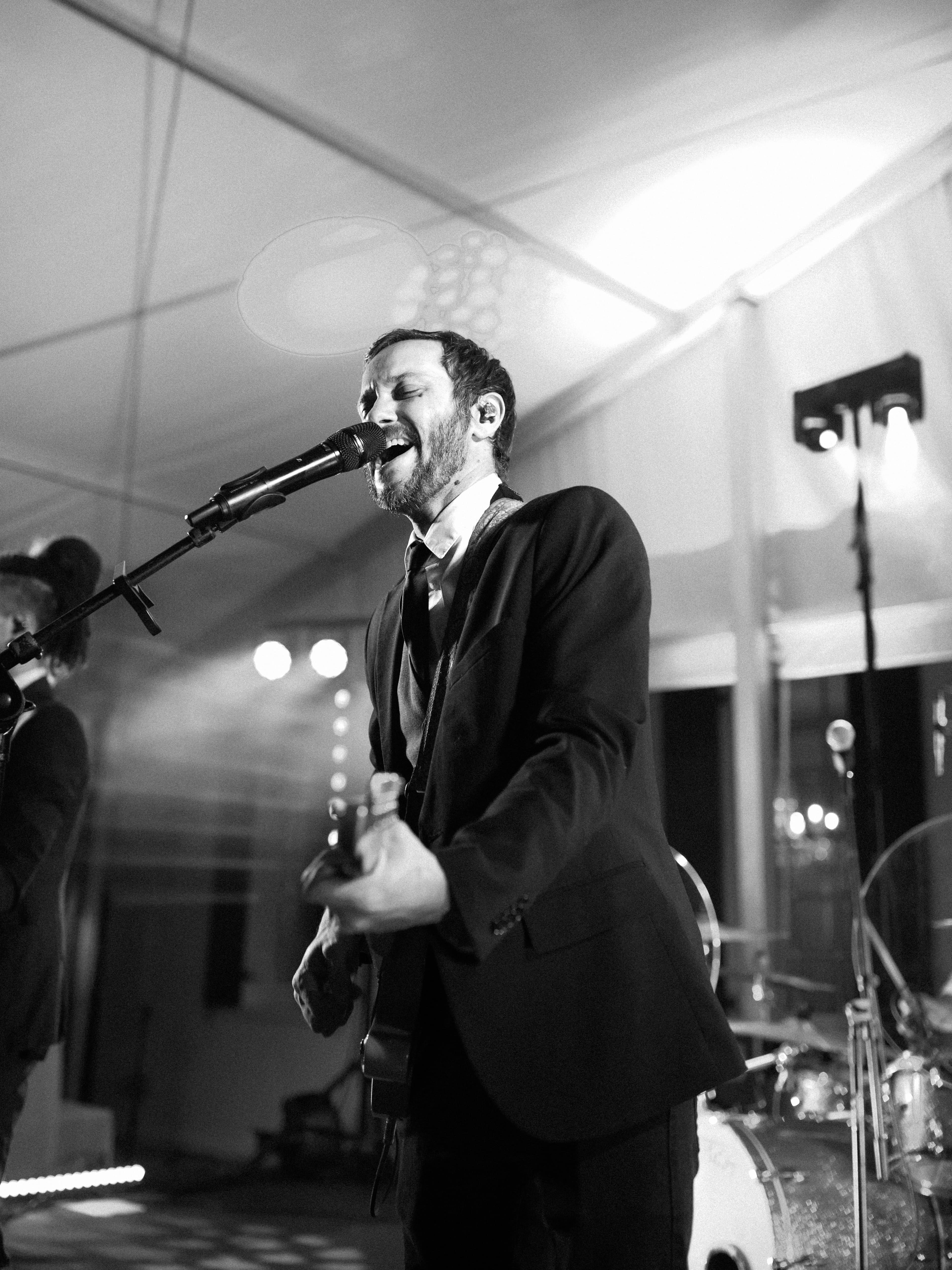 Alternative black and white photo of Rob